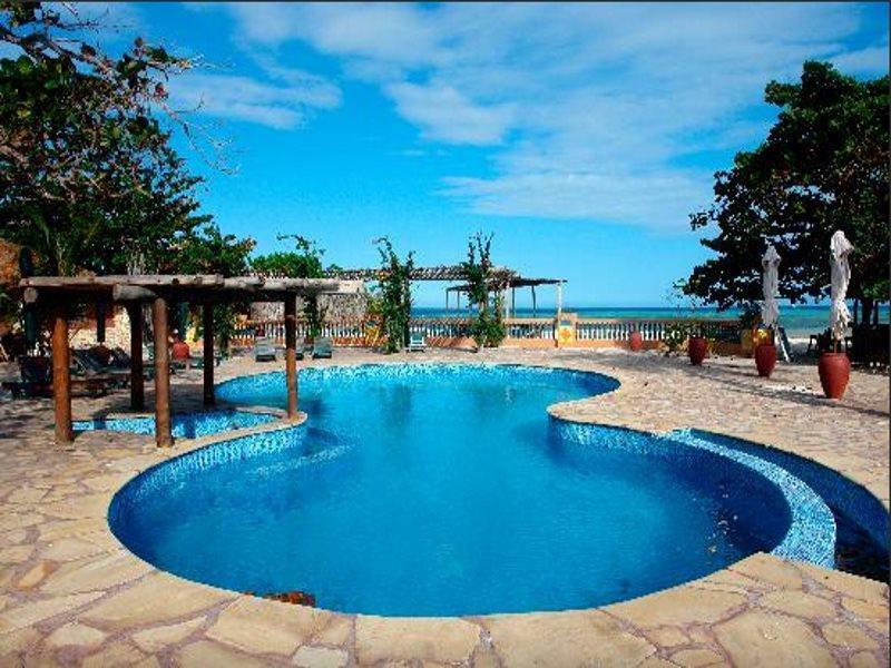 Hotel Bawe Tropical Island 4*